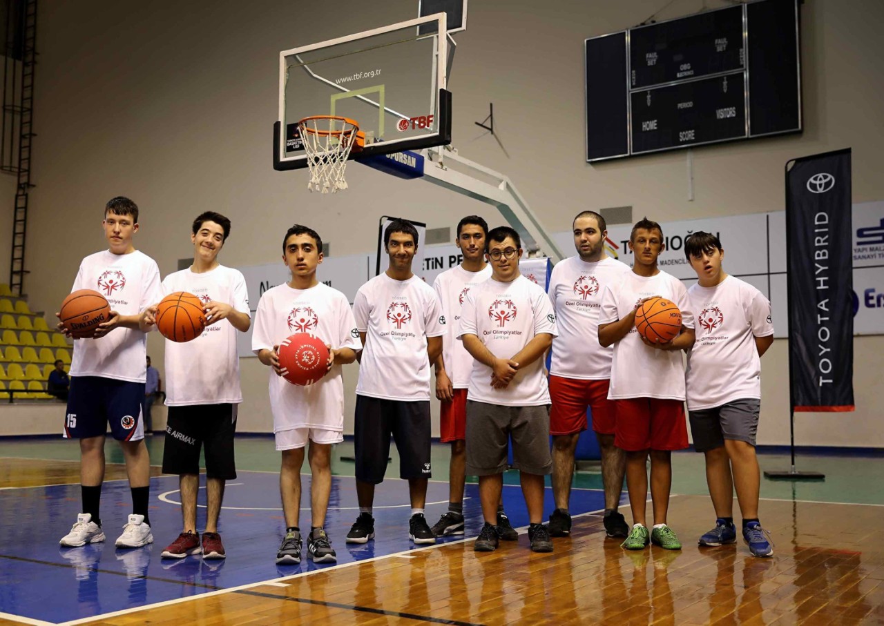 Türkiye Özel Olimpiyatlar Karma Basketbol Takımları