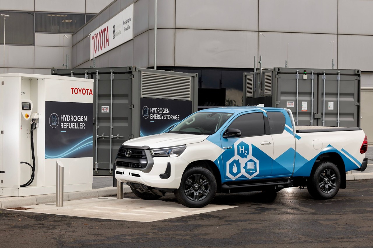 Toyota Hidrojen Yakıt Hücreli Hilux Prototipi